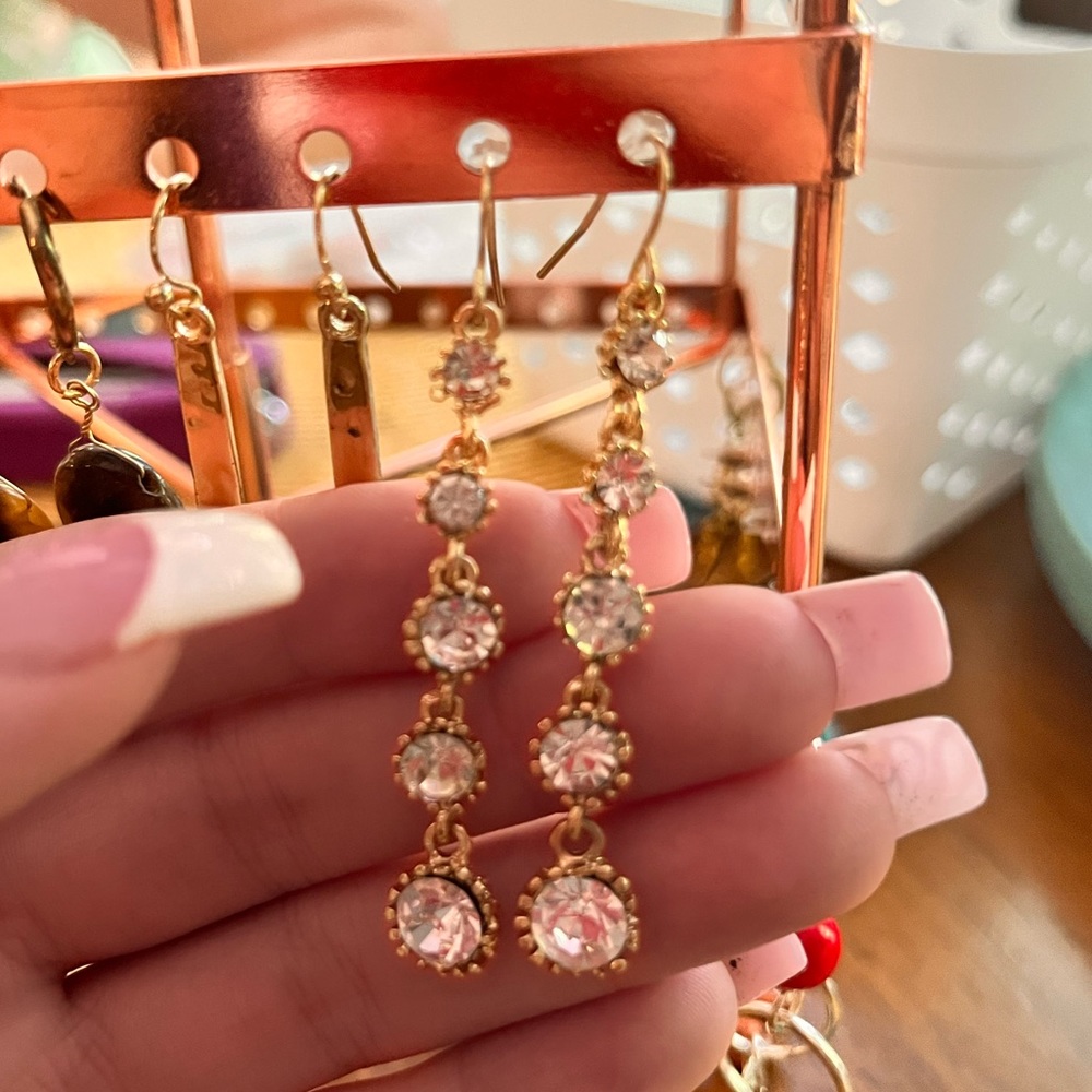 Southern Chic Dangle Earrings